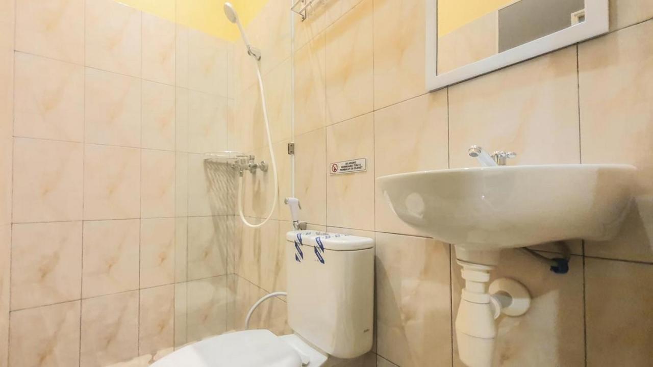 Urbanview Hotel Sakura Kampung Inggris Pare By Reddoorz Zewnętrze zdjęcie