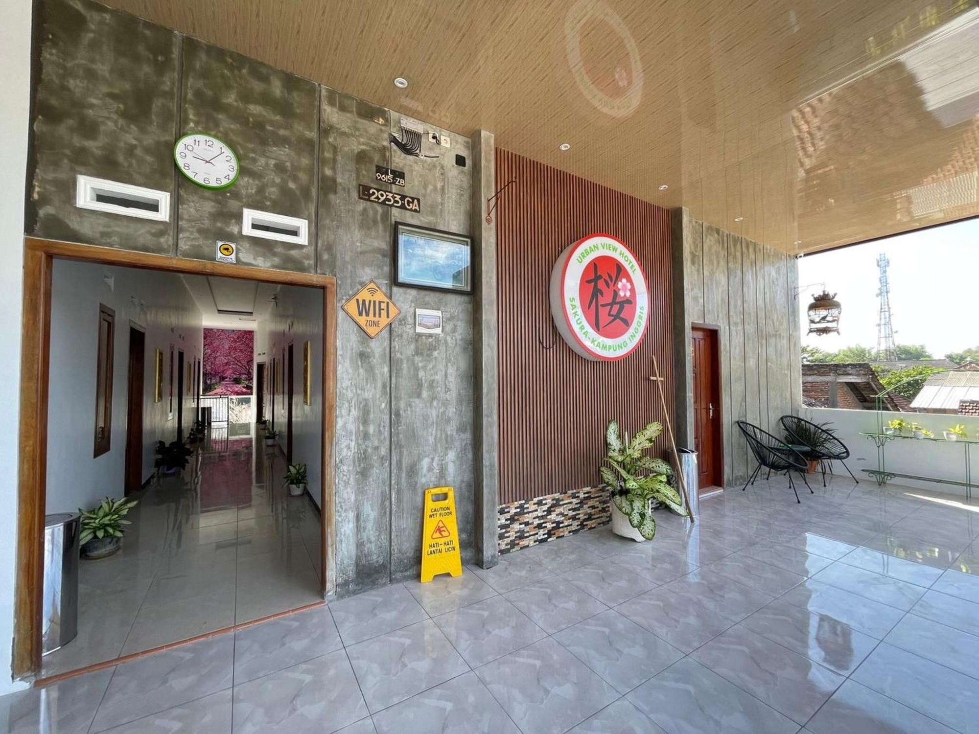 Urbanview Hotel Sakura Kampung Inggris Pare By Reddoorz Zewnętrze zdjęcie
